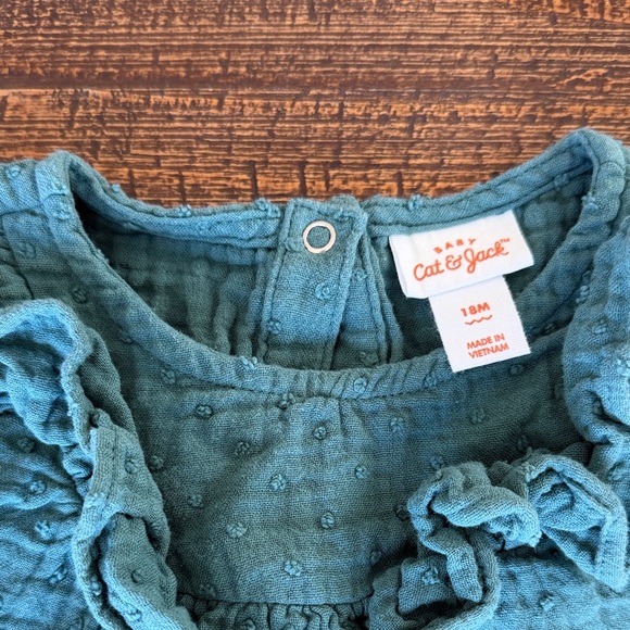 Cat & Jack Textured Set - Picture 2 of 2